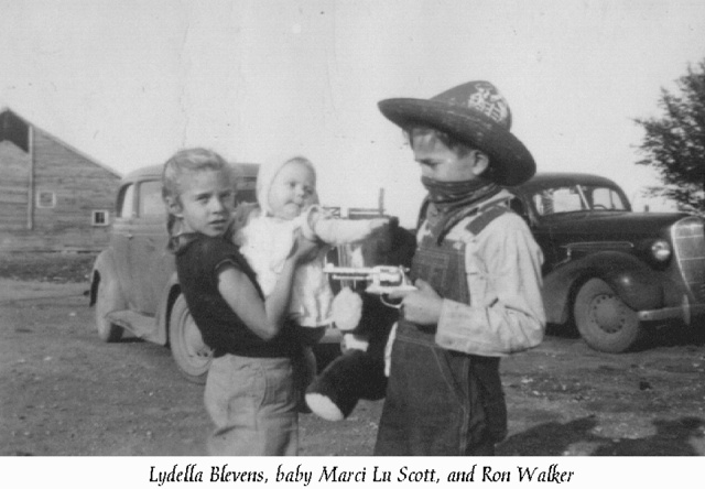 1946-Baby-Marci-Lydella-Ron.jpg